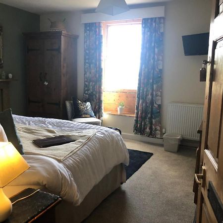 The Hollow Bed And Breakfast Great Longstone Extérieur photo